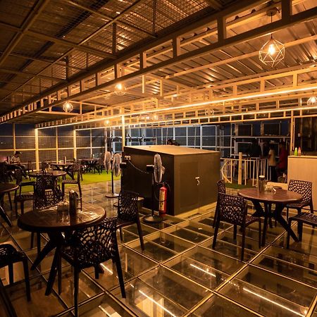 Hotel Jsr Ganga Varanasi Esterno foto