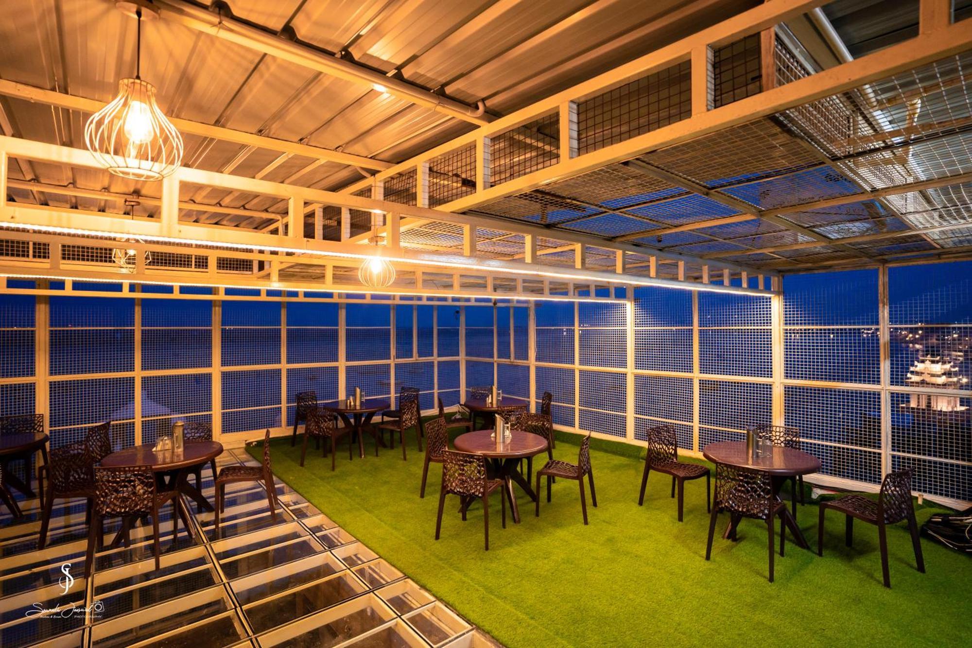 Hotel Jsr Ganga Varanasi Esterno foto