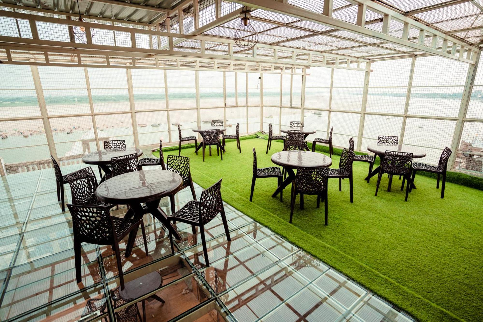 Hotel Jsr Ganga Varanasi Esterno foto